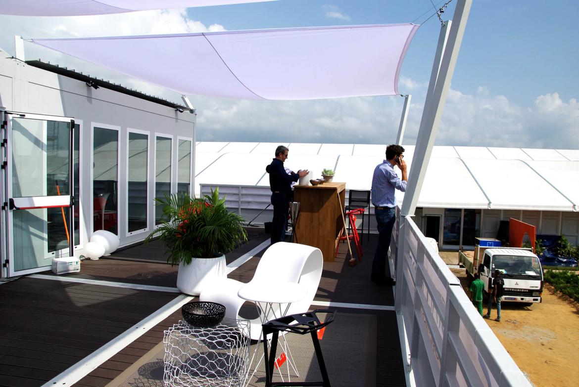 Terasse après Livraison d'une construction modulaire Flexible