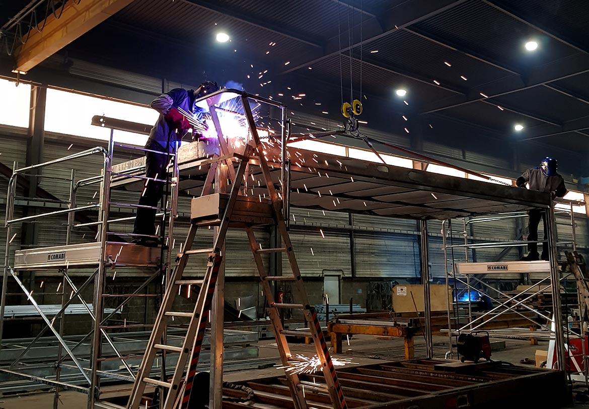 Chaîne de fabrication dans l'usine de BCI