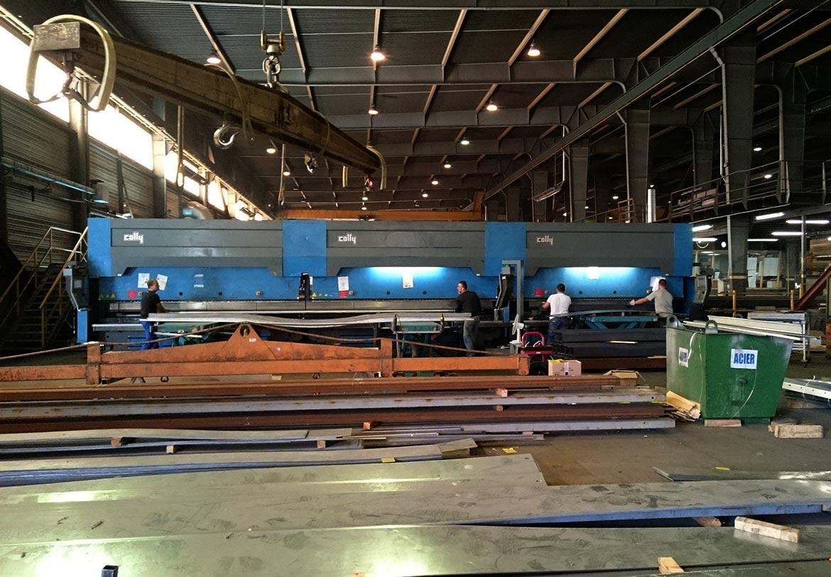 Chaîne de fabrication dans l'usine de BCI